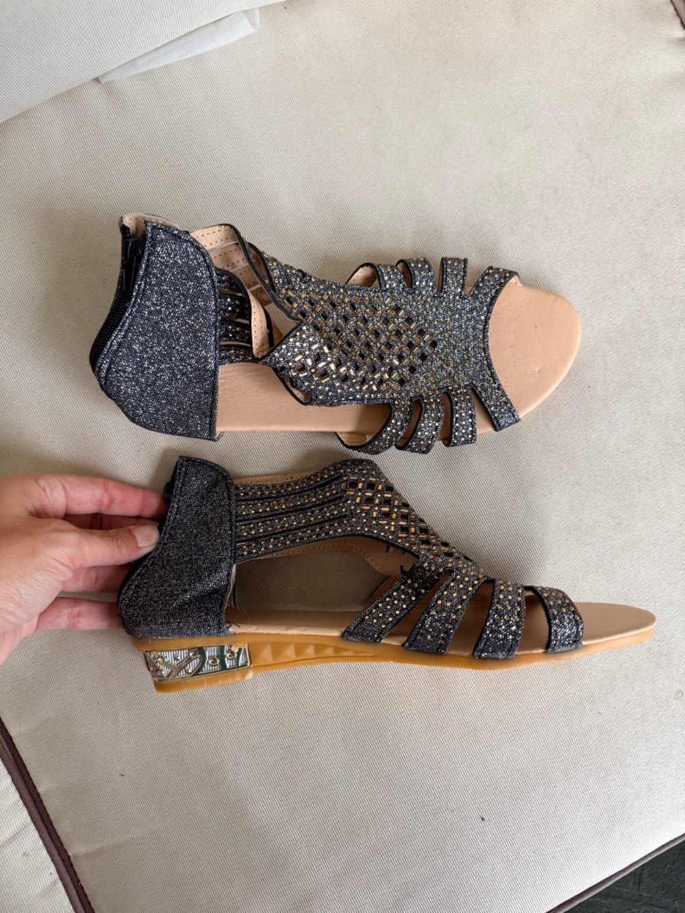 Womens Rhinestone Gladiator Sandals Black Gold Strappy Flat Zipper Back Dressy